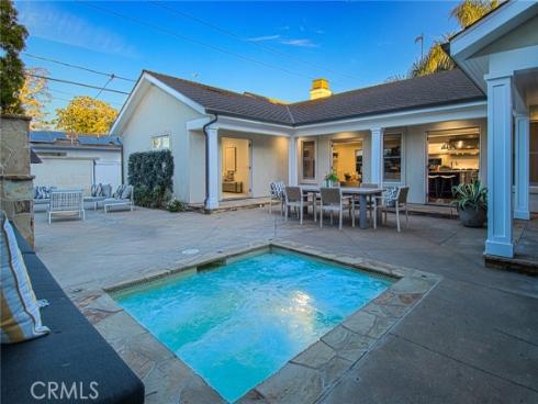 412 Magnolia Street, Costa Mesa, CA