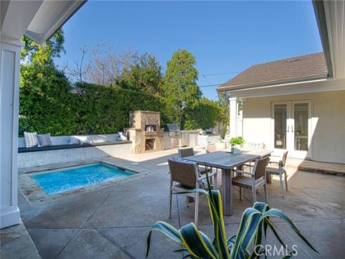 412 Magnolia Street, Costa Mesa, CA