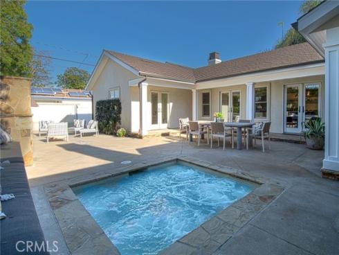 412 Magnolia Street, Costa Mesa, CA