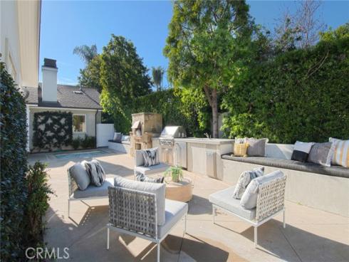 412 Magnolia Street, Costa Mesa, CA