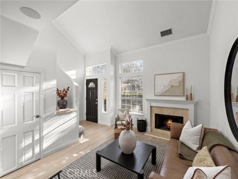 168 23rd D , Costa Mesa, CA