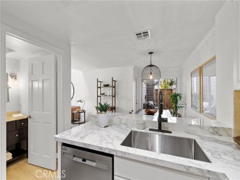 168 23rd D , Costa Mesa, CA