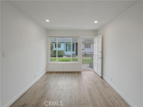 2422 Richmond , Costa Mesa, CA