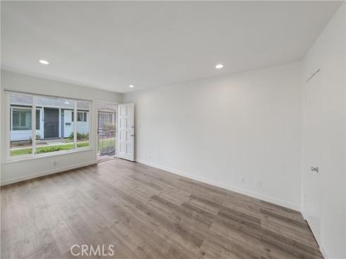 2422 Richmond , Costa Mesa, CA