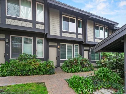 1083 Mesa Bluff 13 , Costa Mesa, CA