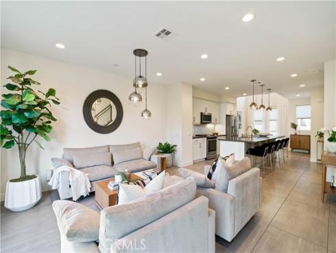 1653  Topanga  , Costa Mesa, CA