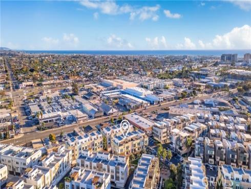 1653  Topanga  , Costa Mesa, CA