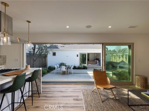 212 E 19th Street, Costa Mesa, CA