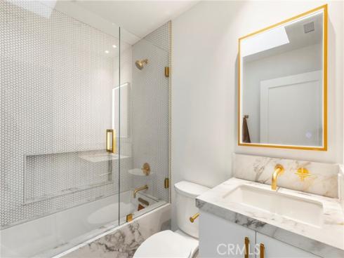 212 E 19th Street, Costa Mesa, CA