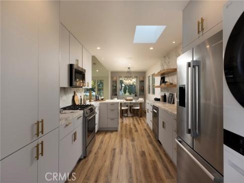 212 E 19th Street, Costa Mesa, CA