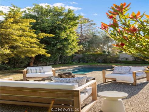 2038  Aliso   Avenue, Costa Mesa, CA