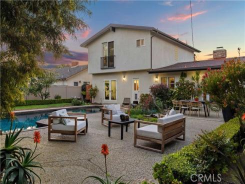 2038  Aliso   Avenue, Costa Mesa, CA