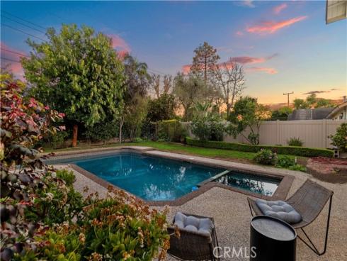 2038  Aliso   Avenue, Costa Mesa, CA