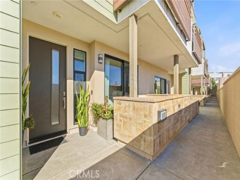 1650  Topanga   Avenue, Costa Mesa, CA