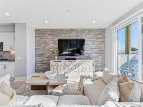 1650  Topanga   Avenue, Costa Mesa, CA