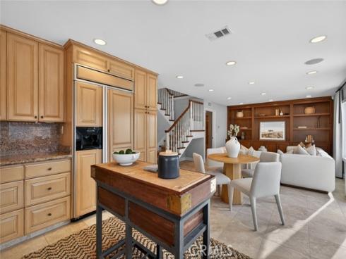 969 Azalea Drive, Costa Mesa, CA