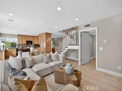 969 Azalea Drive, Costa Mesa, CA