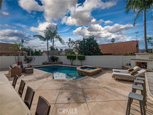 969 Azalea Drive, Costa Mesa, CA