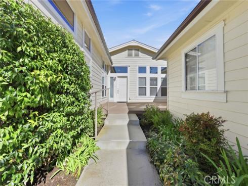 158 Cecil , Costa Mesa, CA