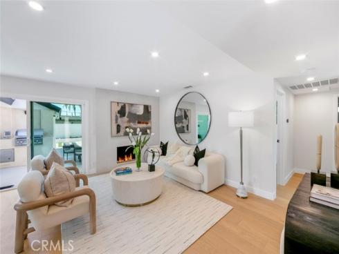 913  Junipero  , Costa Mesa, CA