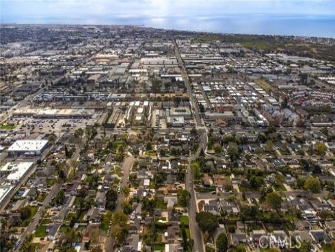 1940 Monrovia , Costa Mesa, CA