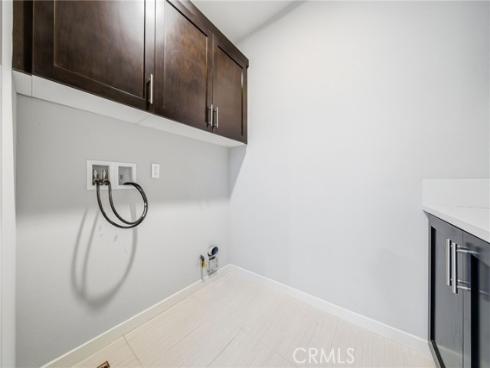 639 Channel Way, Costa Mesa, CA