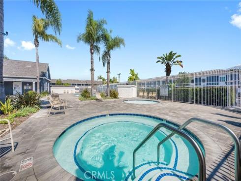 115  Morristown  , Costa Mesa, CA