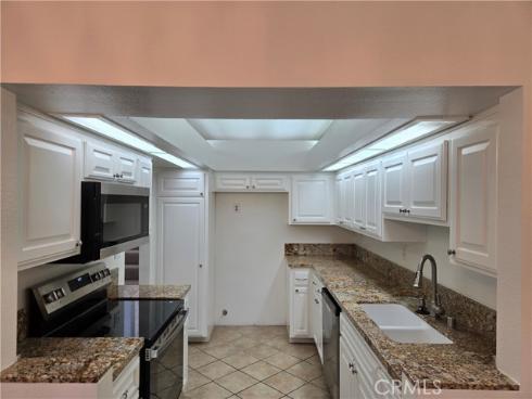 783 Grayling , Costa Mesa, CA