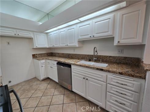 783 Grayling , Costa Mesa, CA