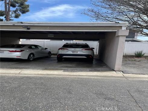 404 Brighton Springs , Costa Mesa, CA