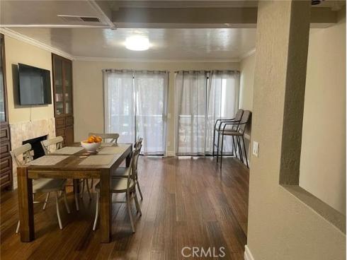 404 Brighton Springs , Costa Mesa, CA