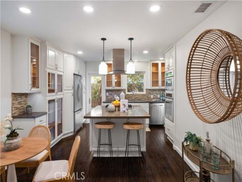 832 Presidio , Costa Mesa, CA