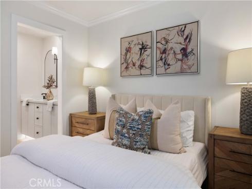 832 Presidio , Costa Mesa, CA