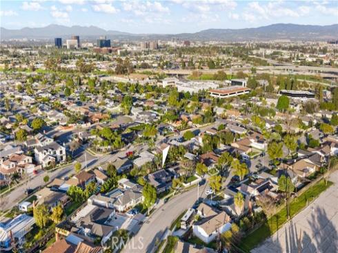 832 Presidio , Costa Mesa, CA