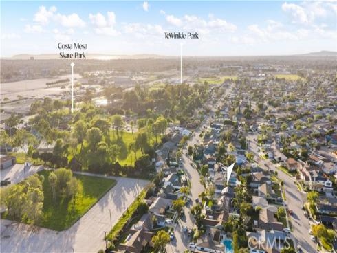 832 Presidio , Costa Mesa, CA