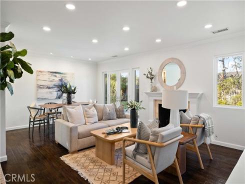 832 Presidio , Costa Mesa, CA