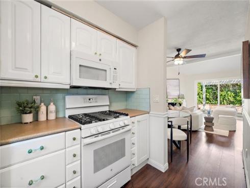 1025 Sea Breeze 11 , Costa Mesa, CA