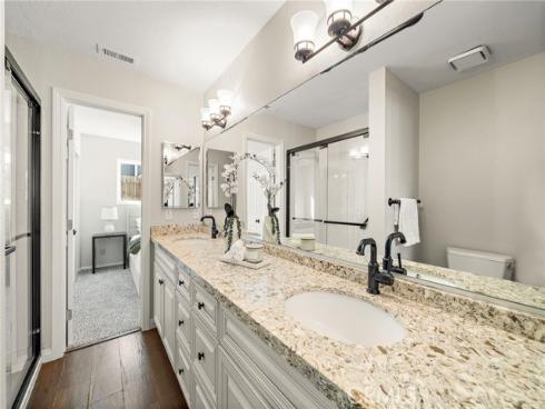 1025 Sea Breeze 11 , Costa Mesa, CA