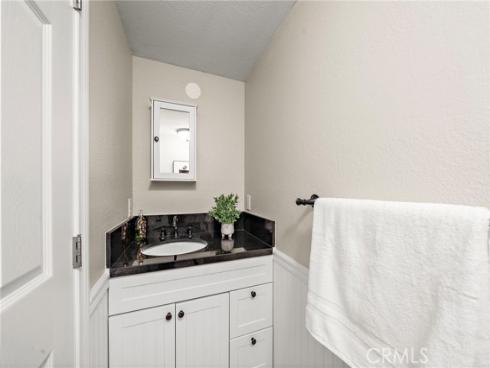 1025 Sea Breeze 11 , Costa Mesa, CA