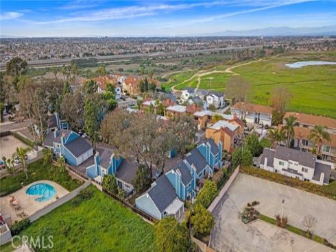 1025 Sea Breeze 11 , Costa Mesa, CA