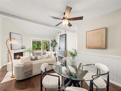 1025 Sea Breeze 11 , Costa Mesa, CA