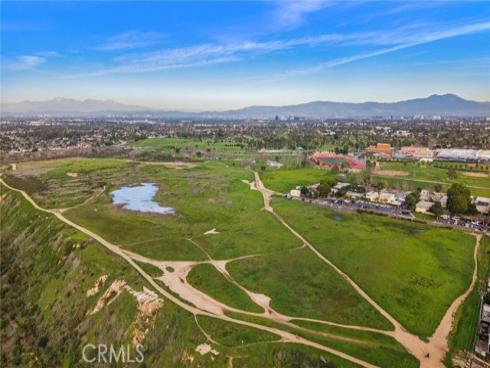 1025 Sea Breeze 11 , Costa Mesa, CA