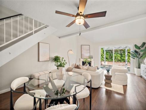 1025 Sea Breeze 11 , Costa Mesa, CA