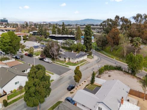 2702  San Lucas   Lane, Costa Mesa, CA