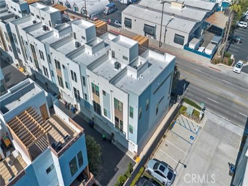 645 W 17th Street, Costa Mesa, CA