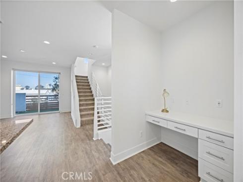 645 W 17th Street, Costa Mesa, CA