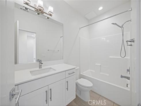 645 W 17th Street, Costa Mesa, CA