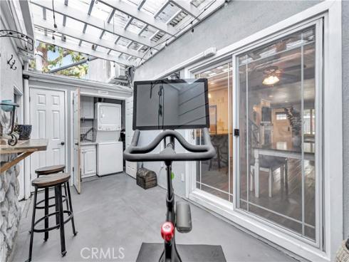 107  Yorktown   Lane, Costa Mesa, CA