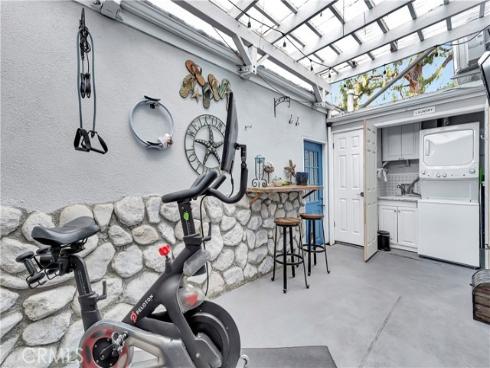 107  Yorktown   Lane, Costa Mesa, CA