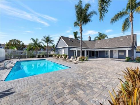 107  Yorktown   Lane, Costa Mesa, CA